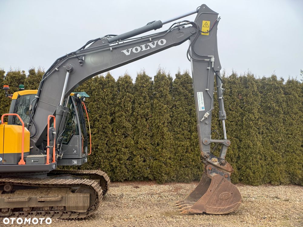 Volvo EC 140 EL - 11