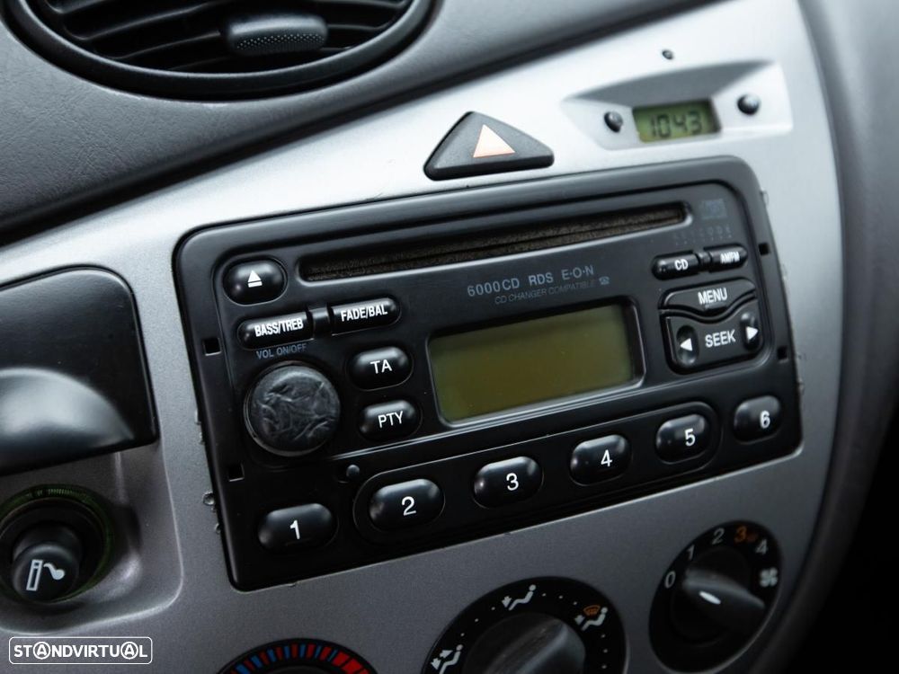 Ford Focus Van - 14