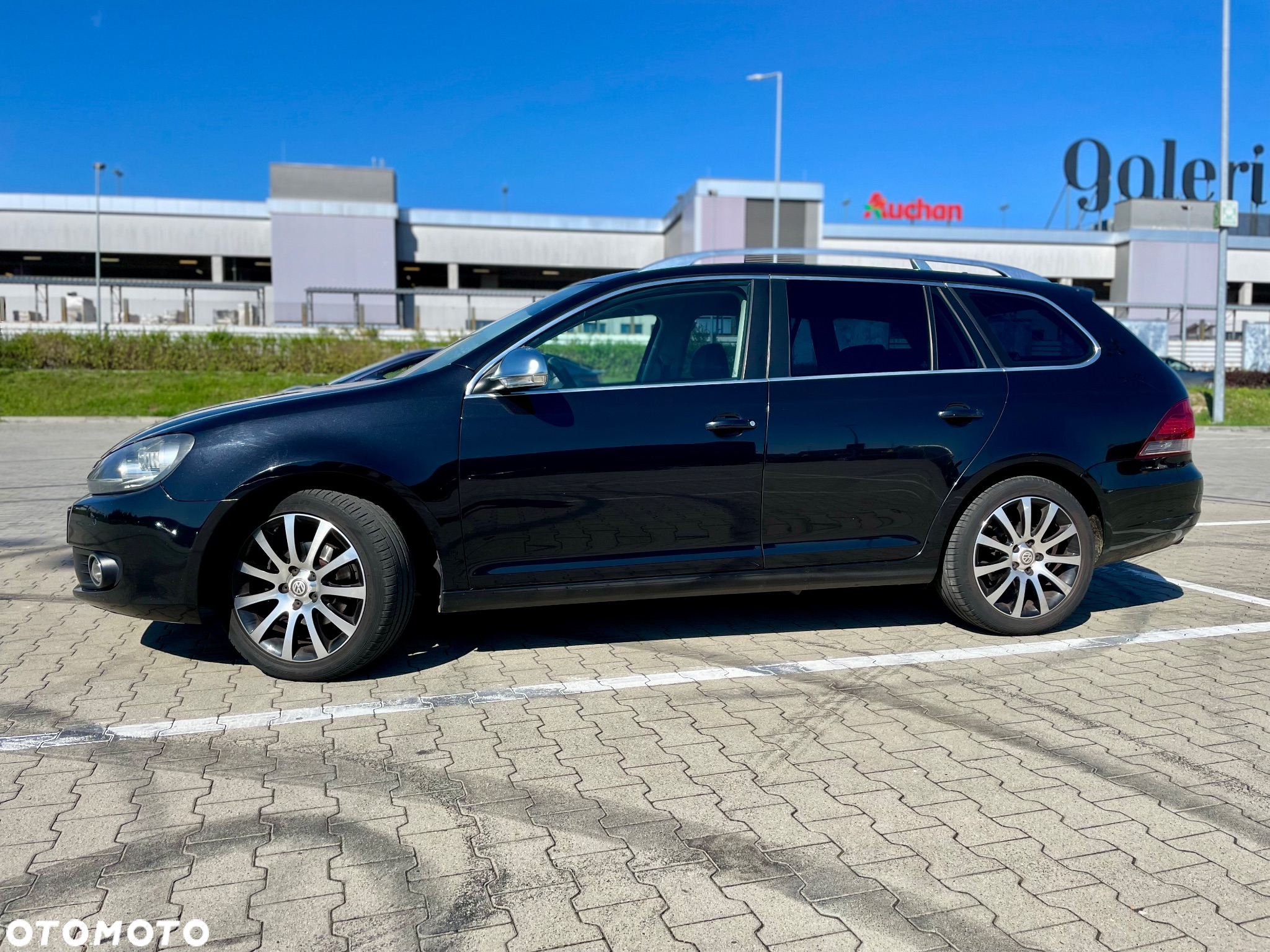 Volkswagen Golf 1.6 TDI BlueMotion Technology Comfortline - 3