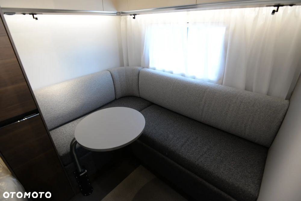 Adria Alpina 763 UK - 18