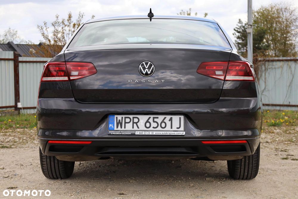 Volkswagen Passat 2.0 TSI Business DSG - 7