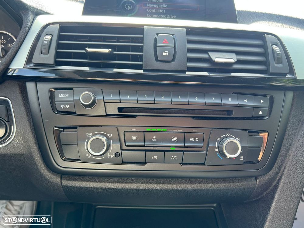 BMW 318 d Touring Pack M - 37