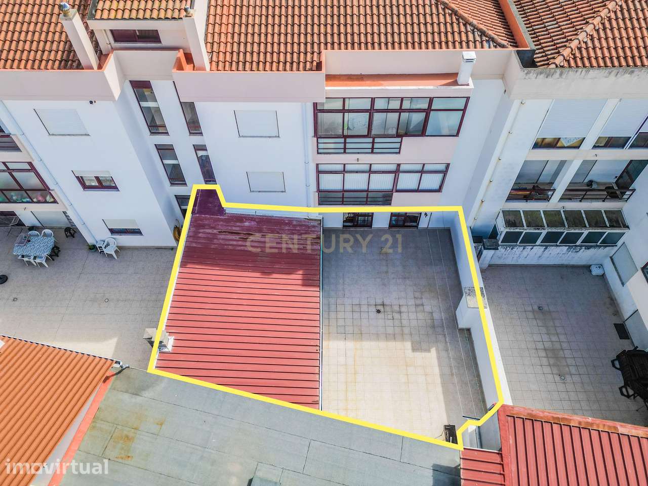 Apartamento T3 com terraço e garagem para 2 Carros, a 350 metros da Pr - Grande imagem: 4/38