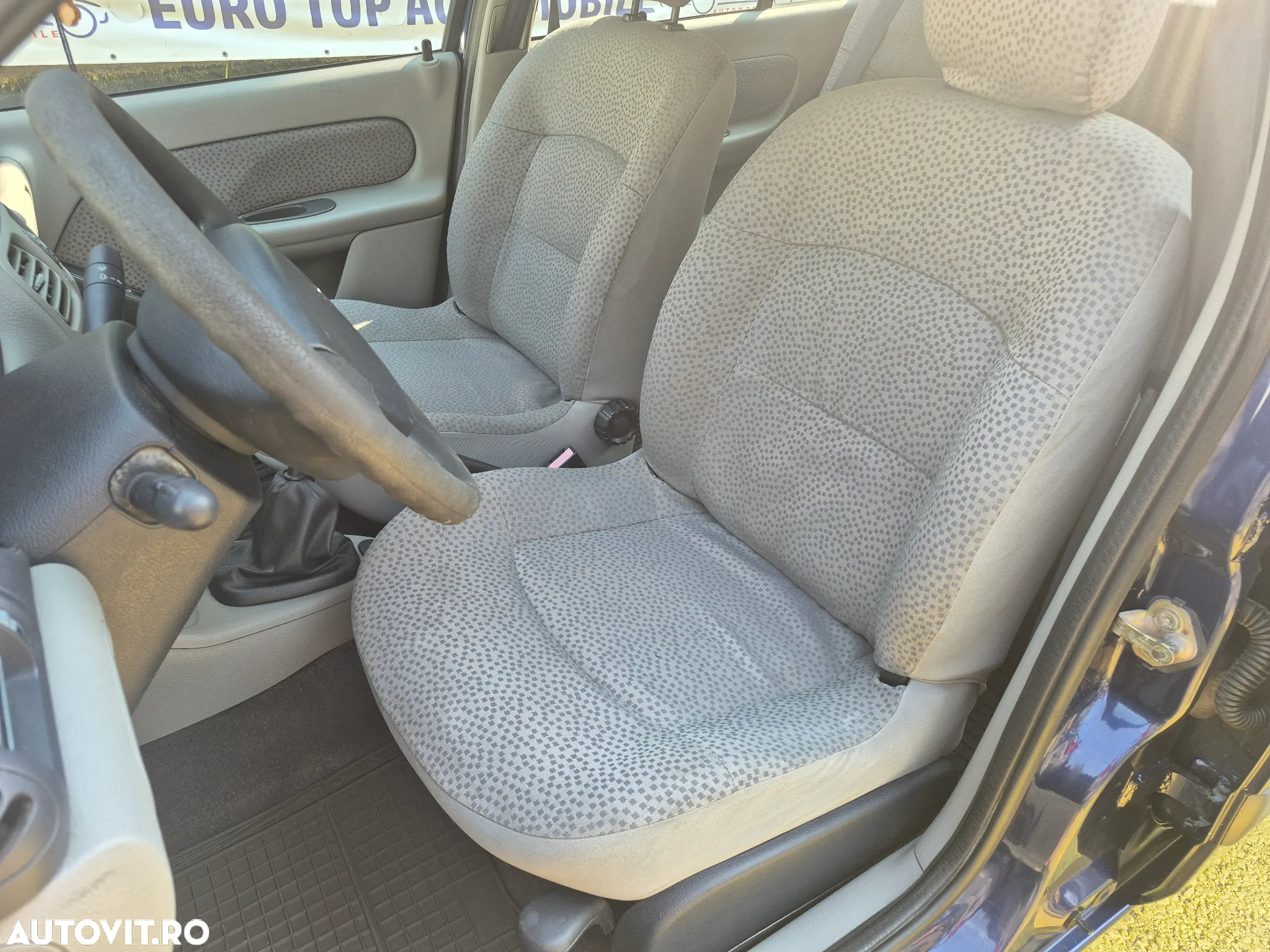 Renault Clio Bicorp 1.4 Expression - 6