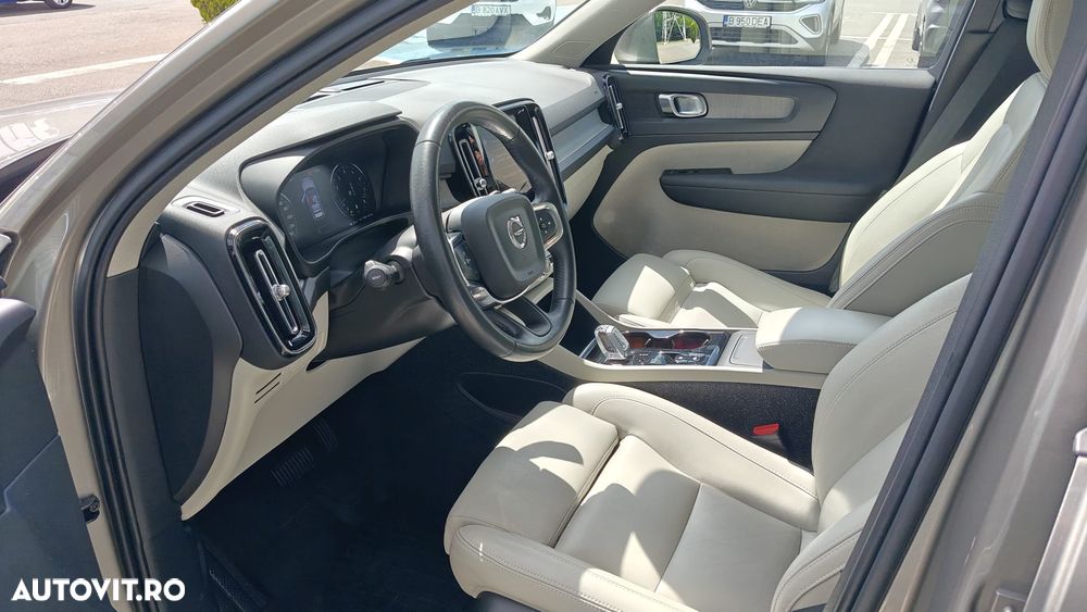 Volvo XC 40 B4 AT8 AWD Mild Hybrid Inscription - 9