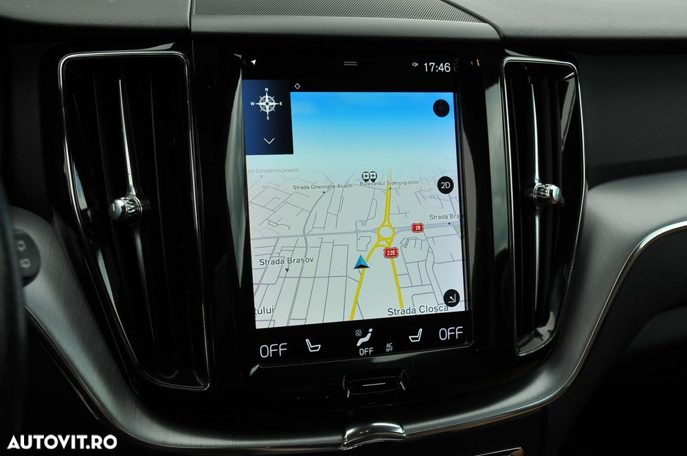 Volvo XC 60 D4 AWD Geartronic Momentum - 25