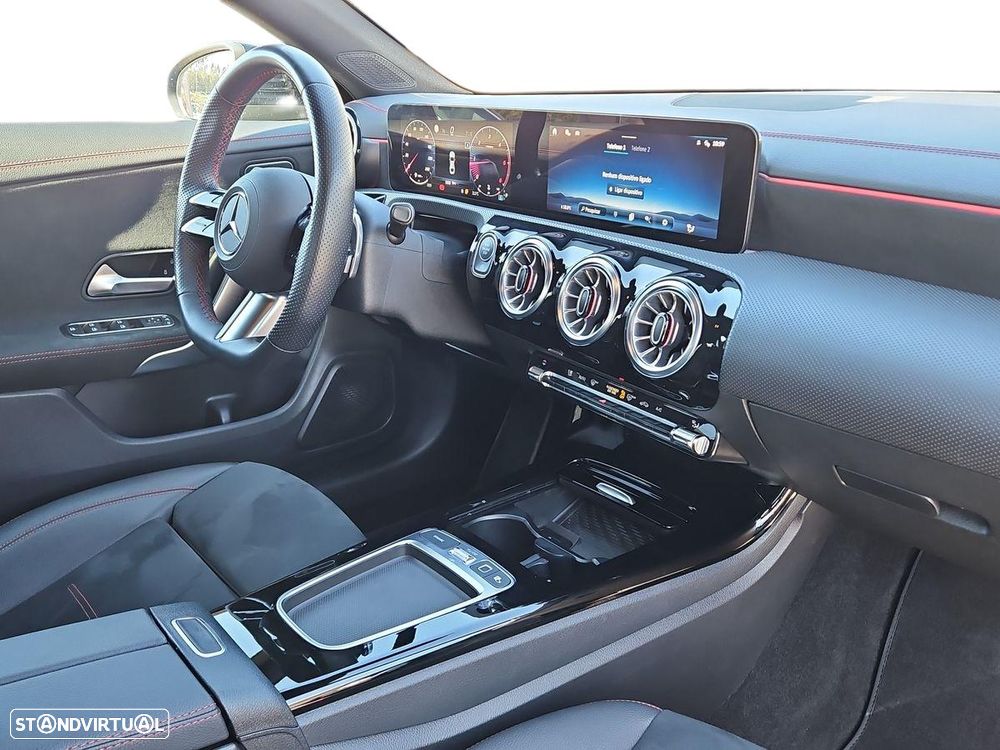 Mercedes-Benz CLA 180 d 8G-DCT AMG Line Advanced Plus - 14