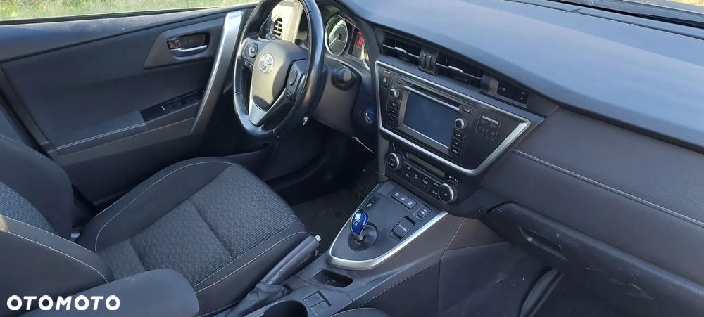 Toyota Auris - 10