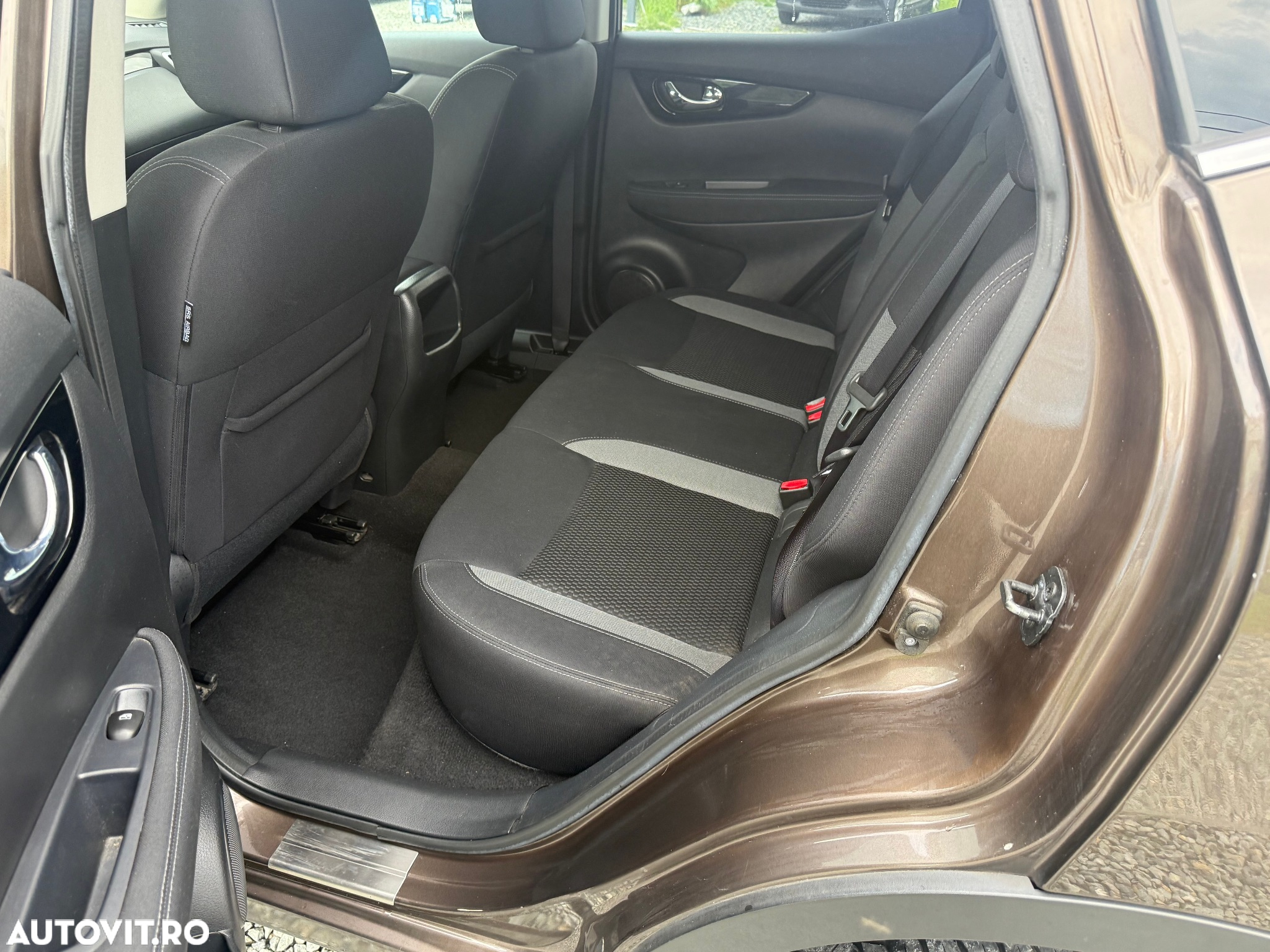 Nissan Qashqai 1.2 DIG-T TEKNA - 19