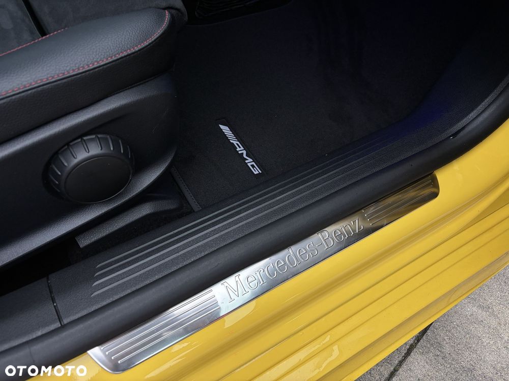 Mercedes-Benz CLA 220 4-Matic AMG Line 7G-DCT - 28