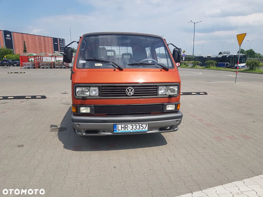 Volkswagen Transporter - 32
