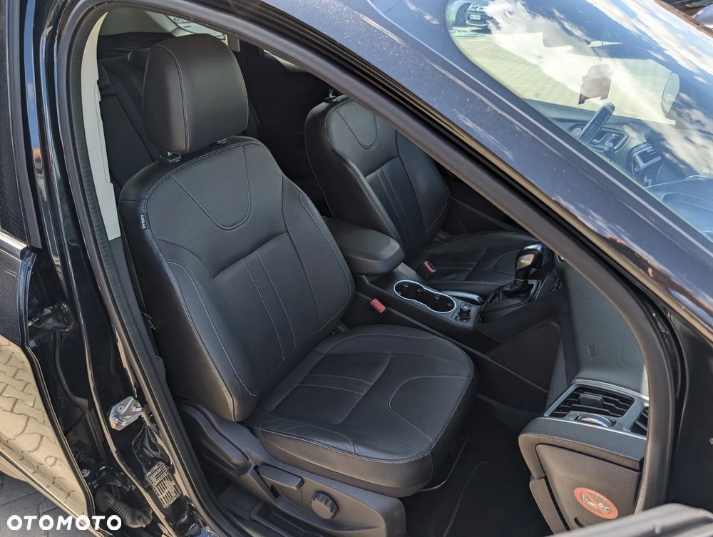 Ford Kuga 2.0 TDCi 4x4 Titanium - 35