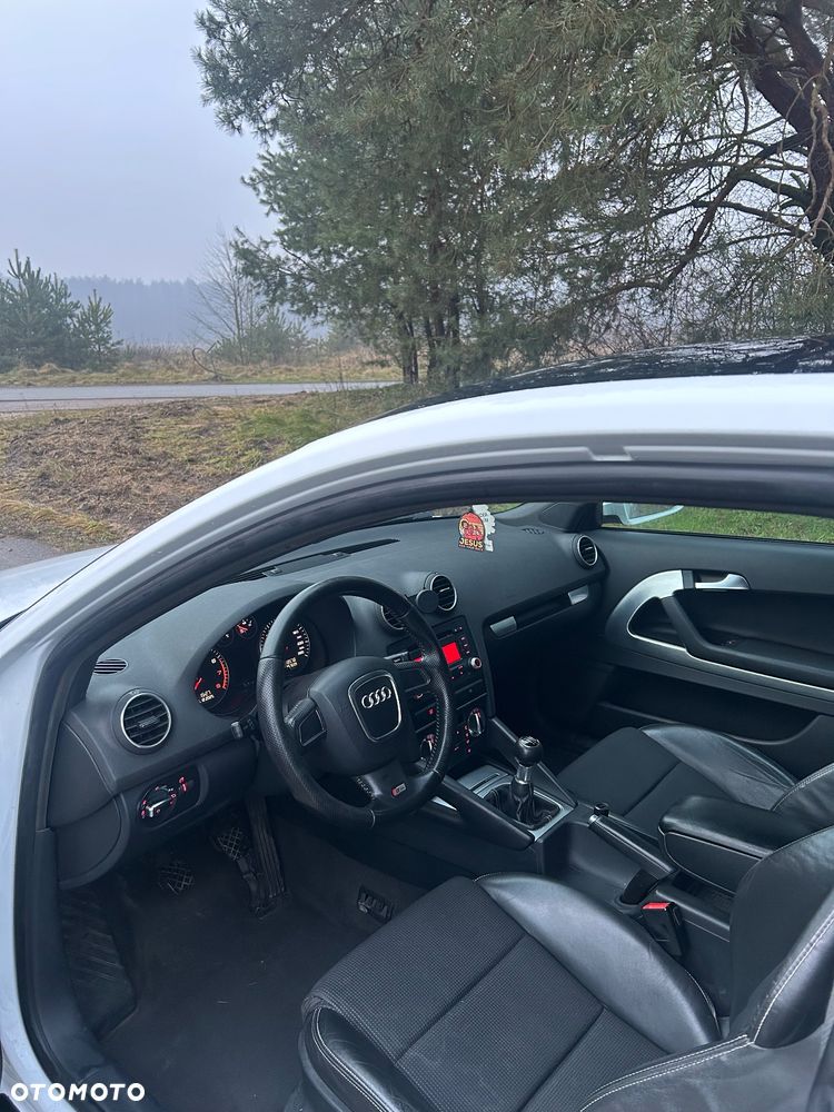 Audi A3 3-drzwiowe 1.4 TFSI S line Sportpaket - 11