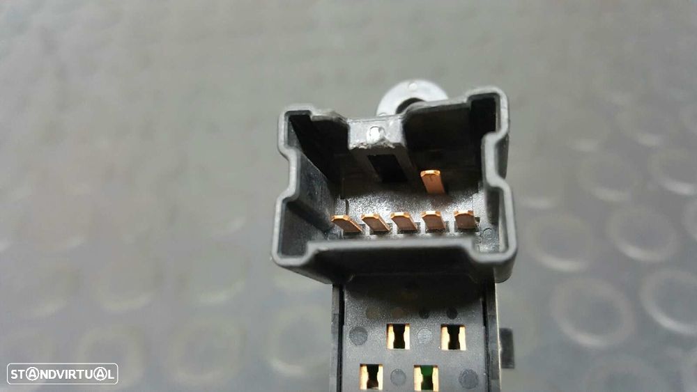 COMANDO DO ELEVADOR TRASEIRO DIREITO NISSAN PATHFINDER (R51) 2.5 DCI XE - 7