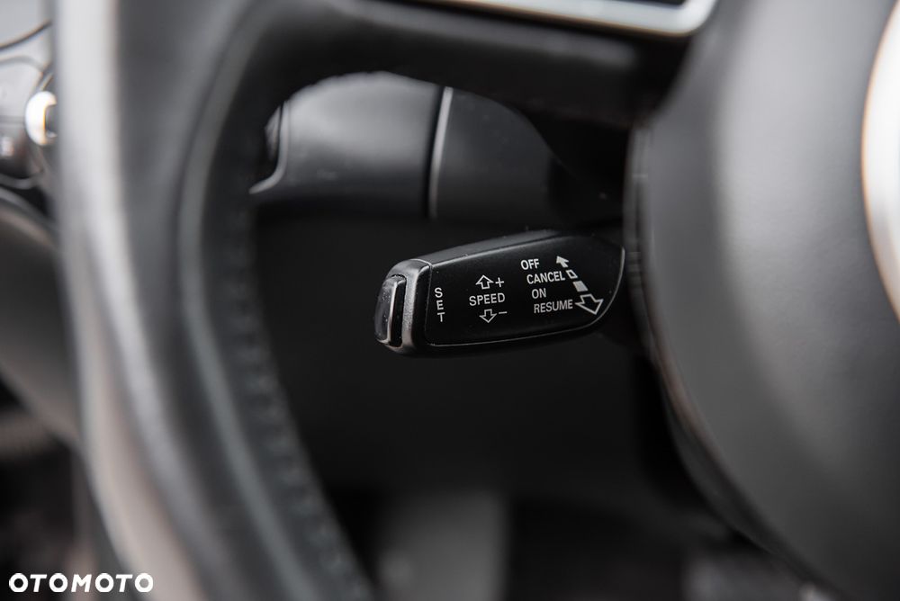 Audi A4 Avant 2.0 TDI DPF quattro S tronic S line Sportpaket - 23