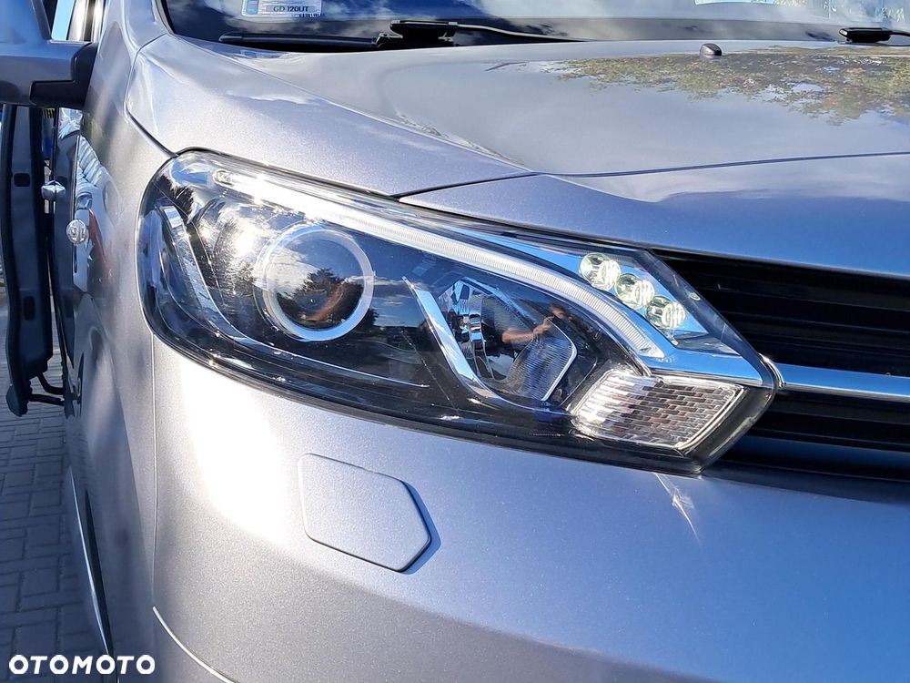 Toyota Proace Verso 2.0 D4-D Long VIP - 19