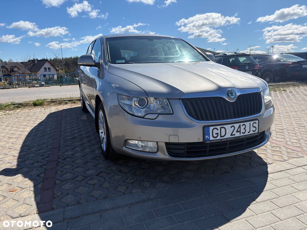 Skoda Superb 1.8 TSI Ambition - 11