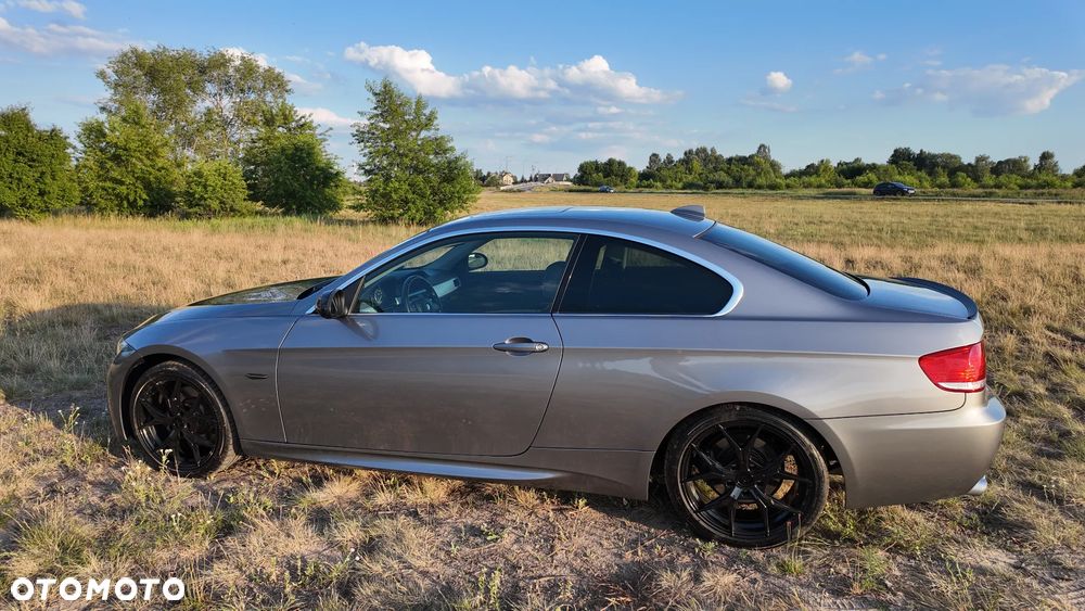 BMW Seria 3 325i - 19