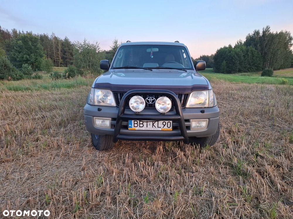 Toyota Land Cruiser - 5