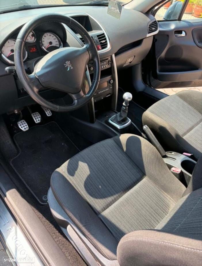 Peugeot 207 - 5