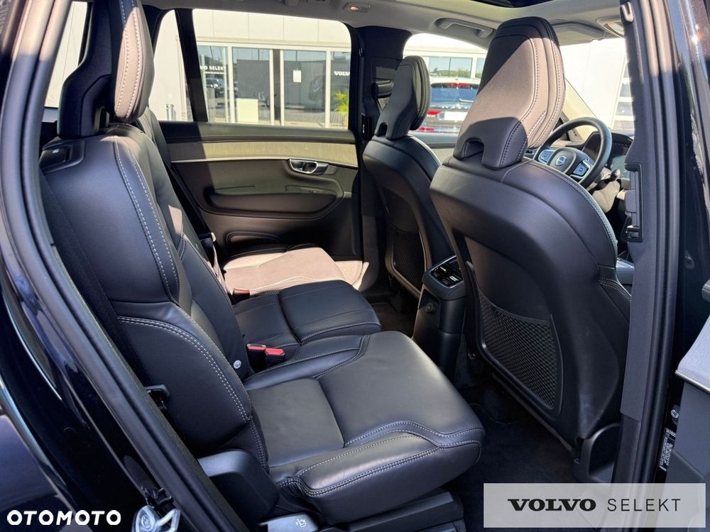 Volvo XC 90 - 38