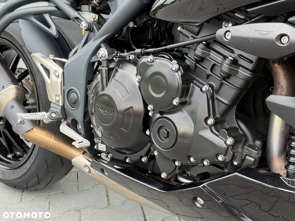 Triumph Speed Triple - 16