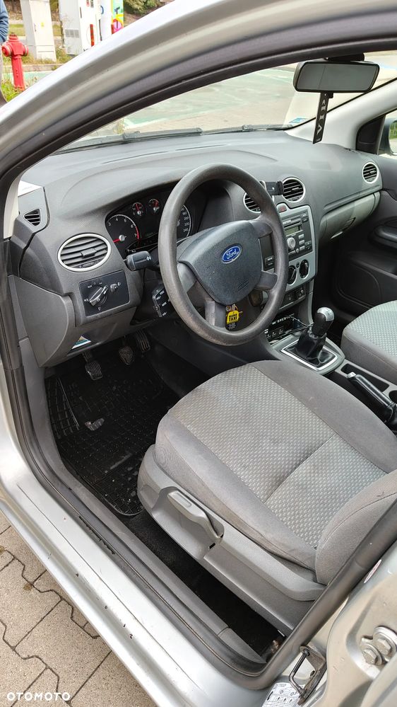 Ford Focus 1.6 16V Trend - 7