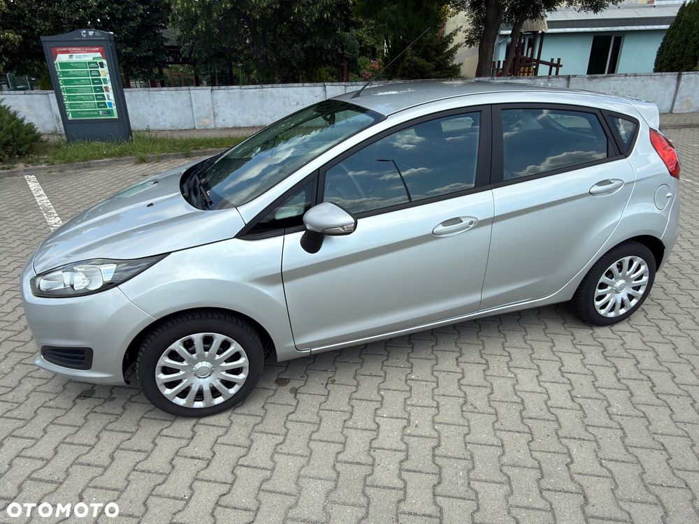 Ford Fiesta 1.25 Champions Edition - 3