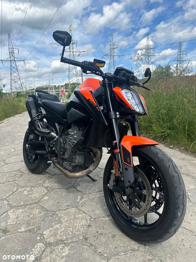 KTM DUKE 890 - 26