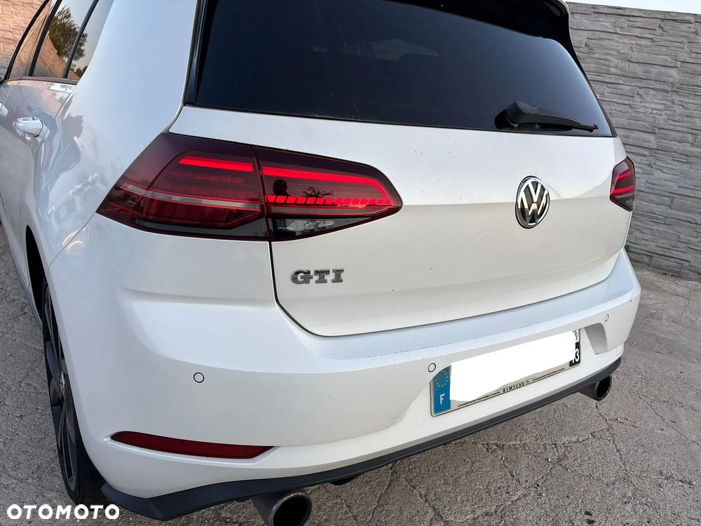 Volkswagen Golf GTI (BlueMotion Technology) DSG - 18