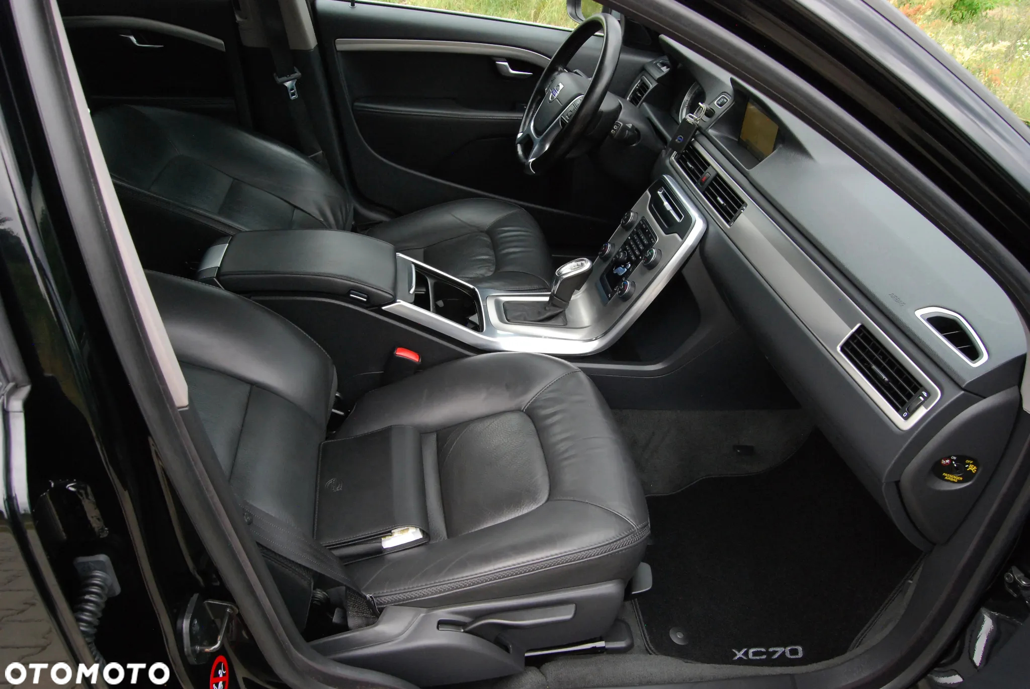 Volvo XC 70 D5 AWD Summum - 8