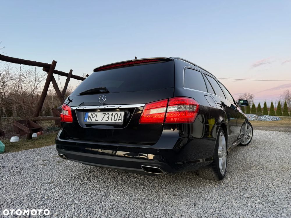 Mercedes-Benz Klasa E 350 CDI BlueEff Avantgarde - 38