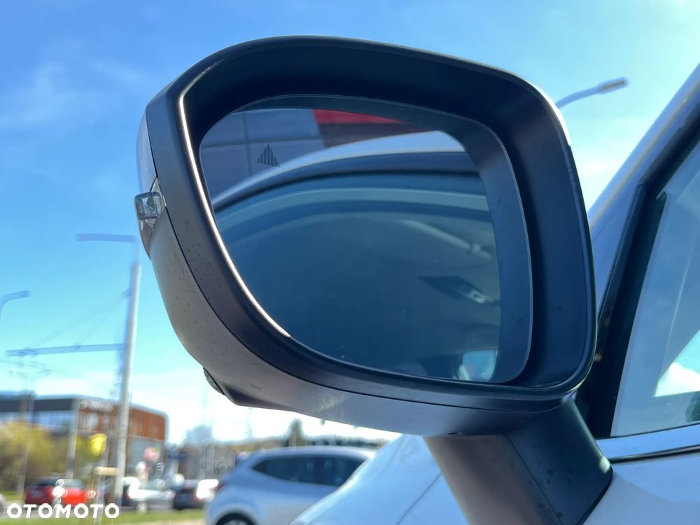 Nissan Qashqai 1.3 DIG-T MHEV N-Connecta Xtronic - 10