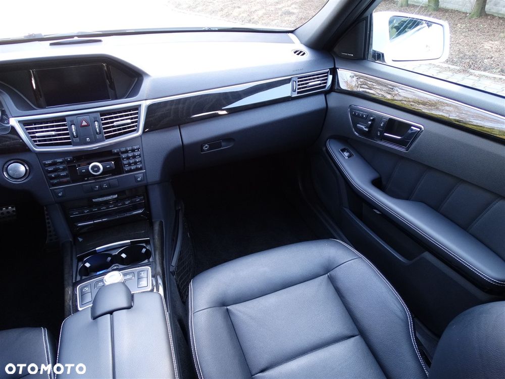 Mercedes-Benz Klasa E 500 Avantgarde - 28