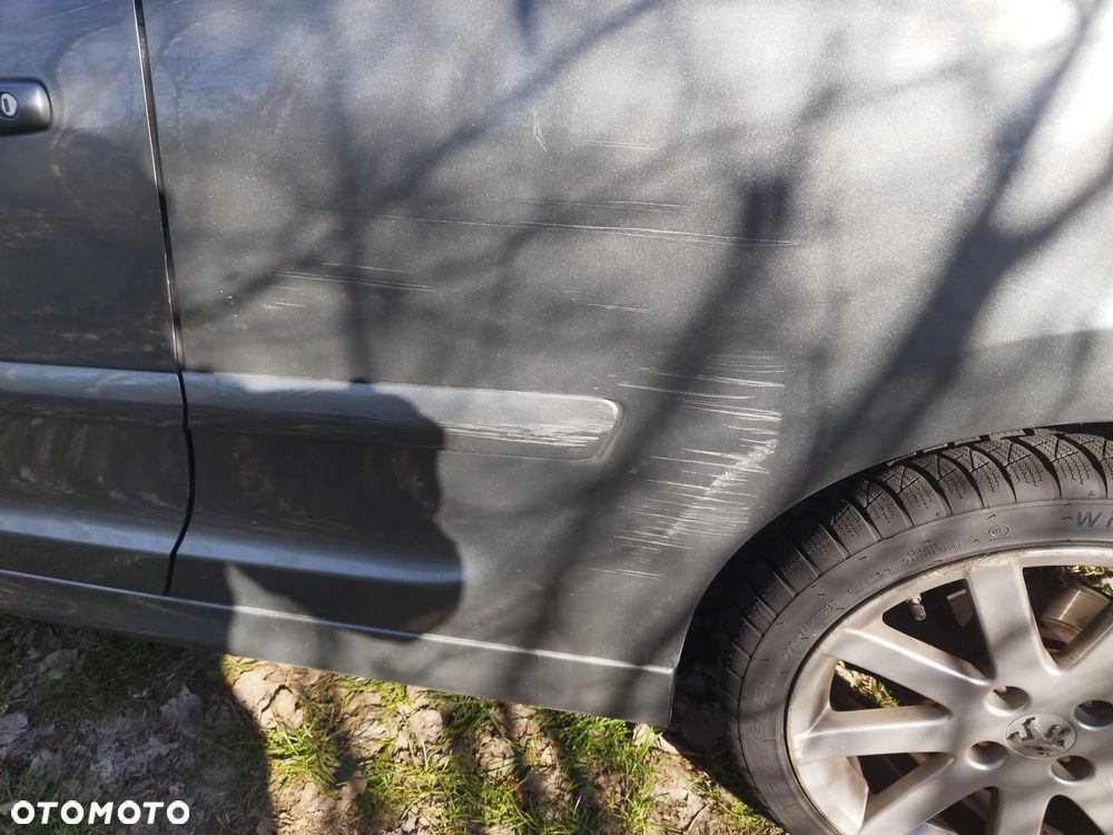 Peugeot 207 CC 120 VTi Roland Garros - 3