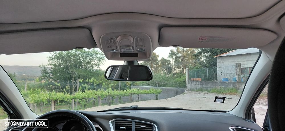 Citroën C4 HDi 90 Attraction - 23