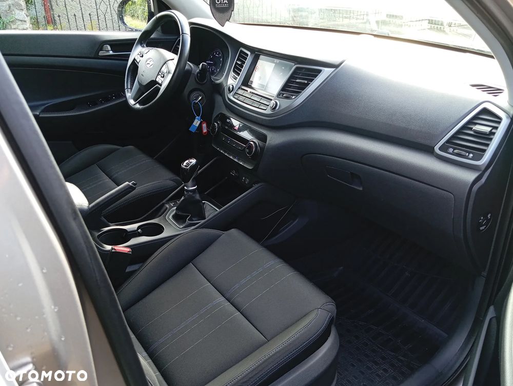 Hyundai Tucson 1.6 GDi 2WD Select - 11