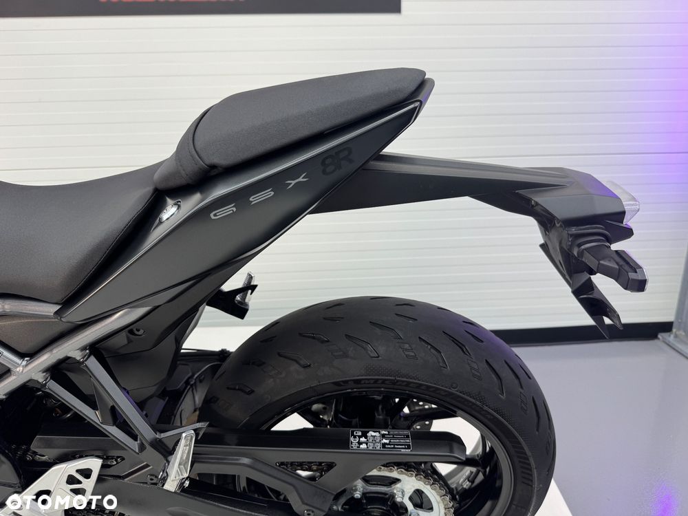 Suzuki GSX - 39