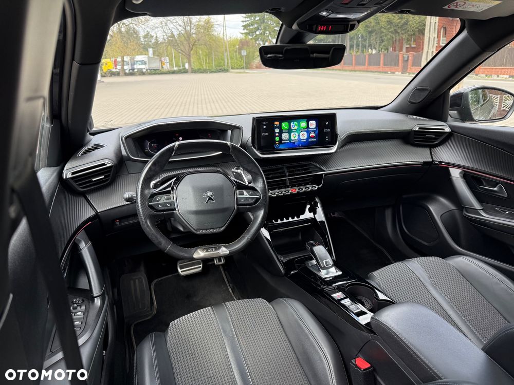 Peugeot 2008 BlueHDi 130 EAT8 GT - 33