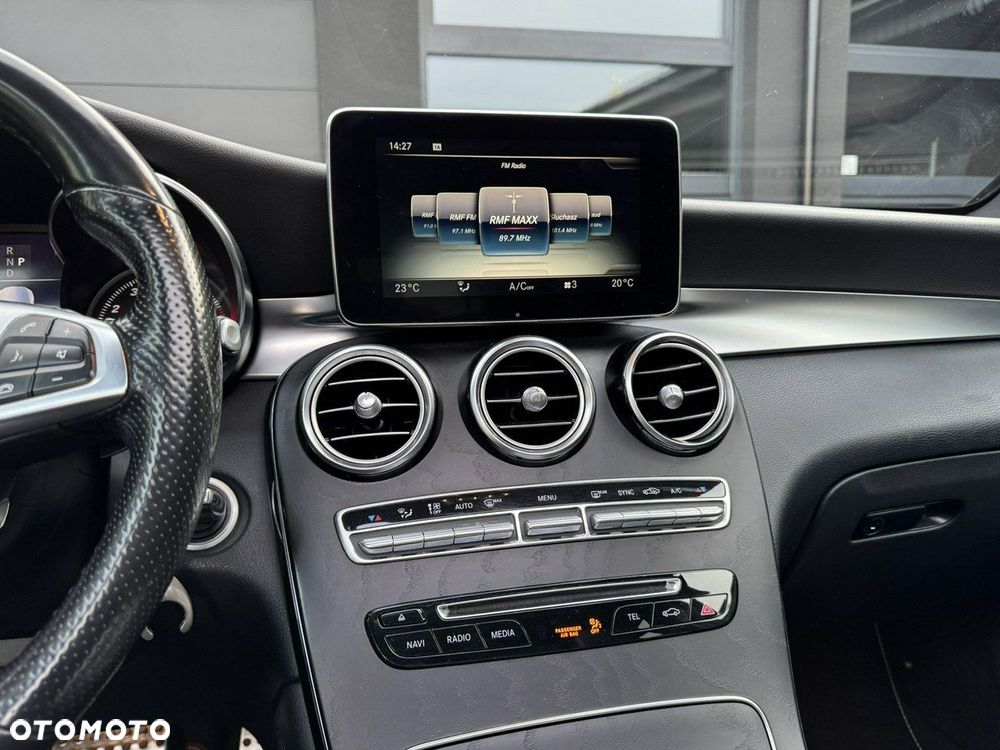 Mercedes-Benz GLC - 26