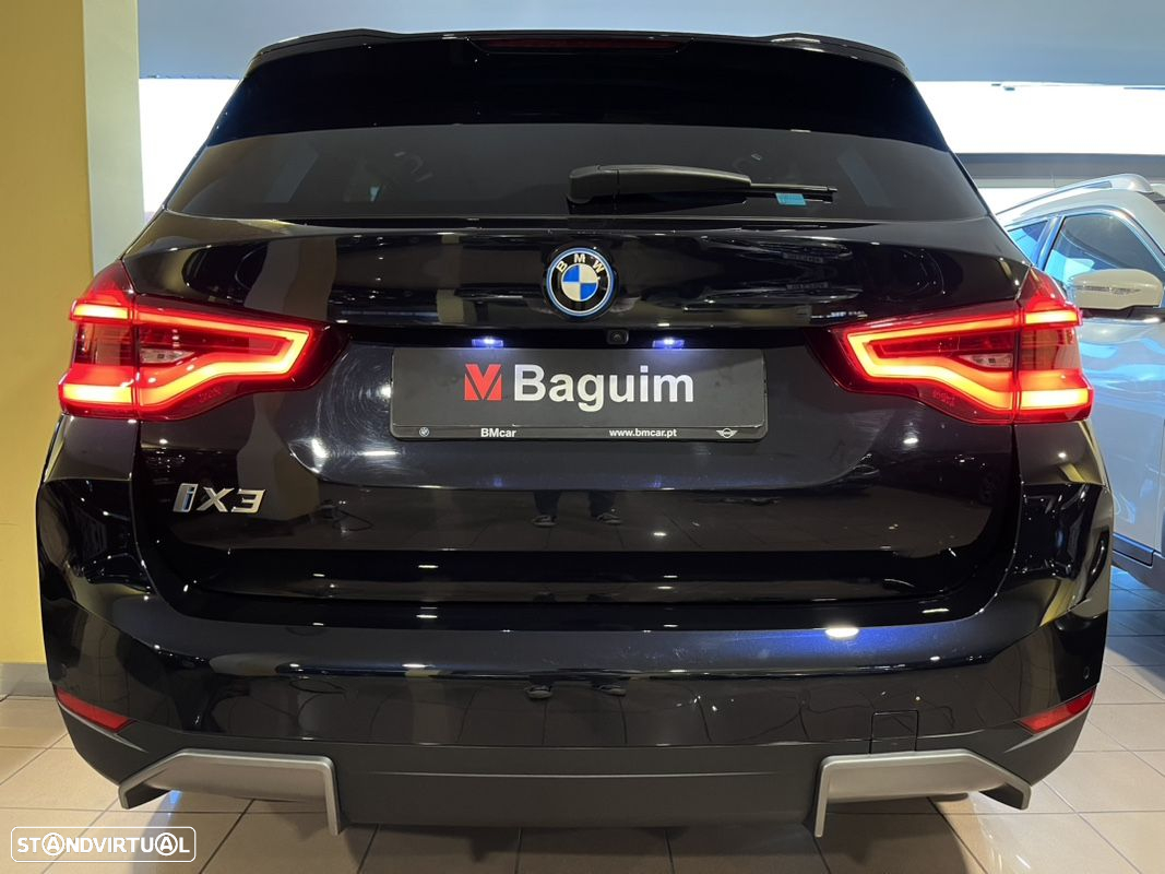 BMW iX3 Inspiring - 27
