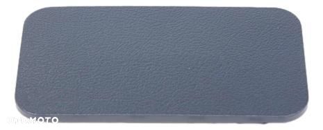 MERCEDES VARIO 670 Zaslepka oslona drzwi przod szara OE - 1