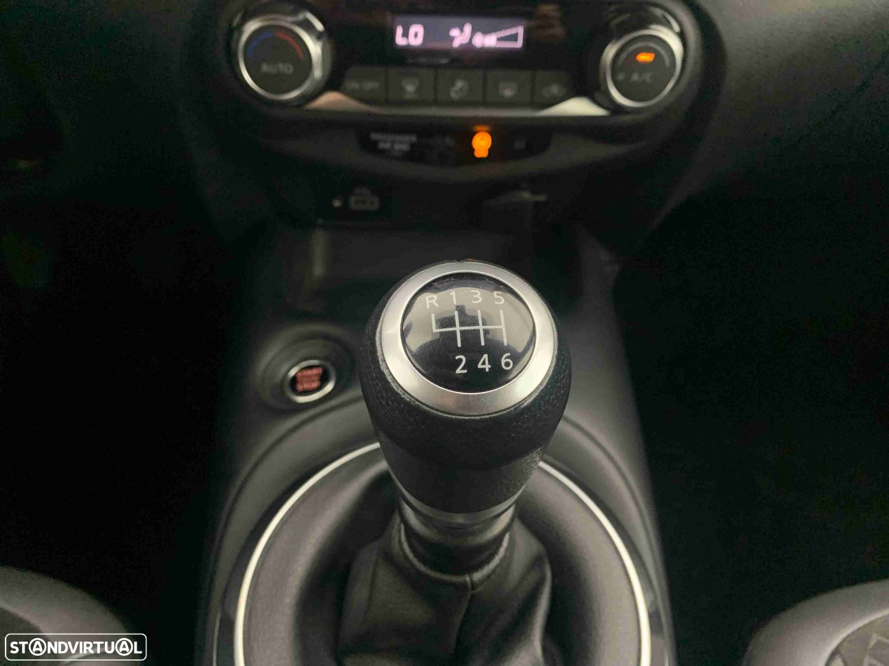 Nissan Juke 1.0 DIG-T N-Connecta NAV.+TwoTone NC - 9