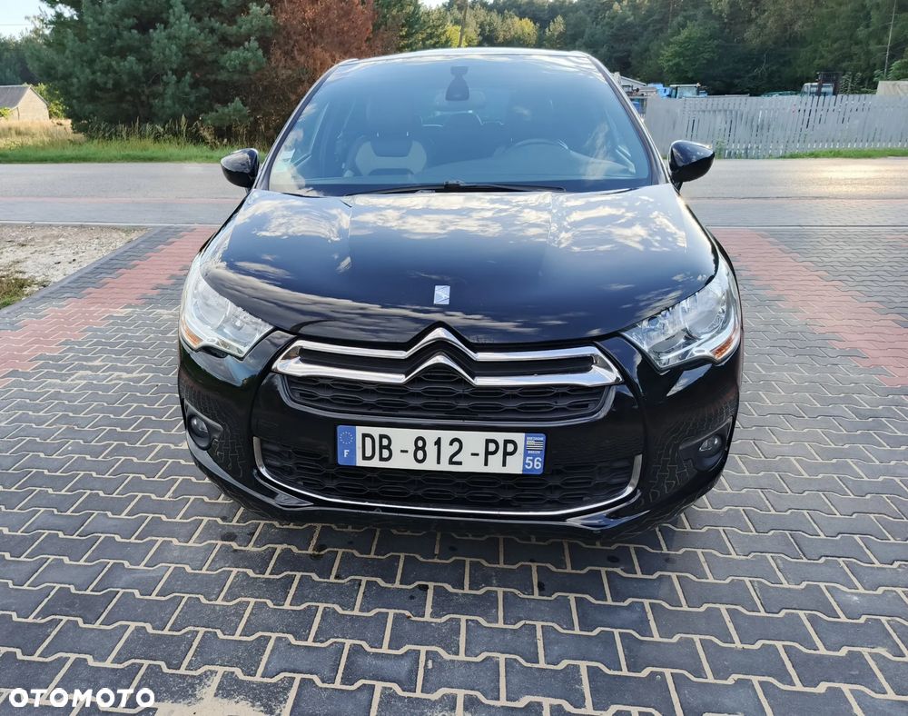 Citroën DS4 e-HDi 115 Chic - 20