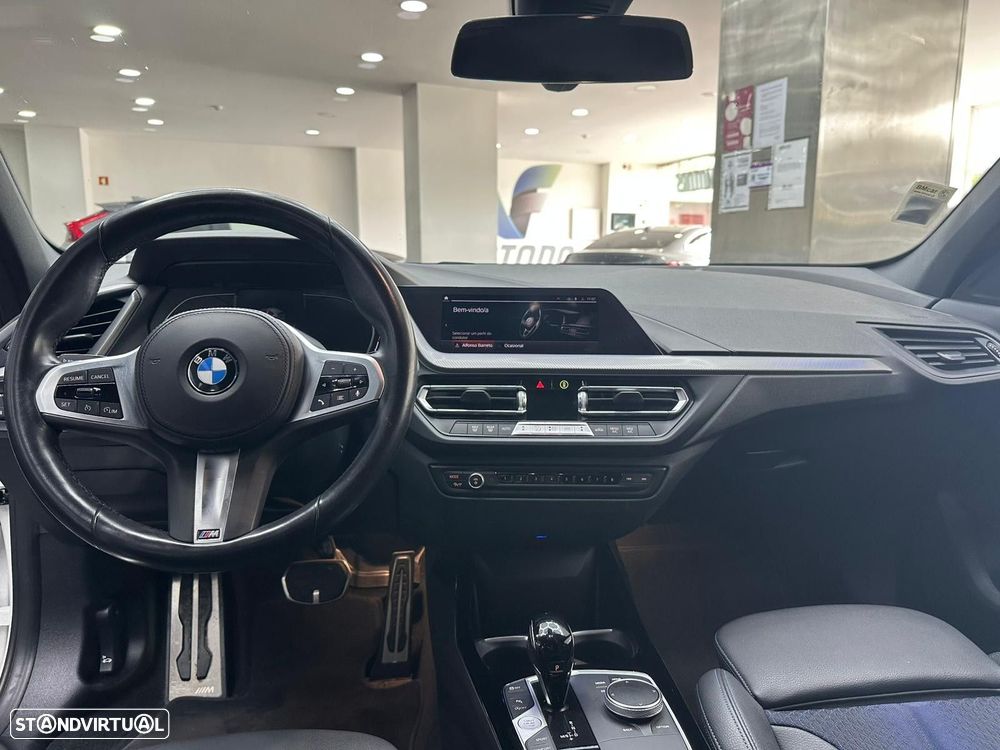 BMW 116 d Pack 50 anos M Auto - 20