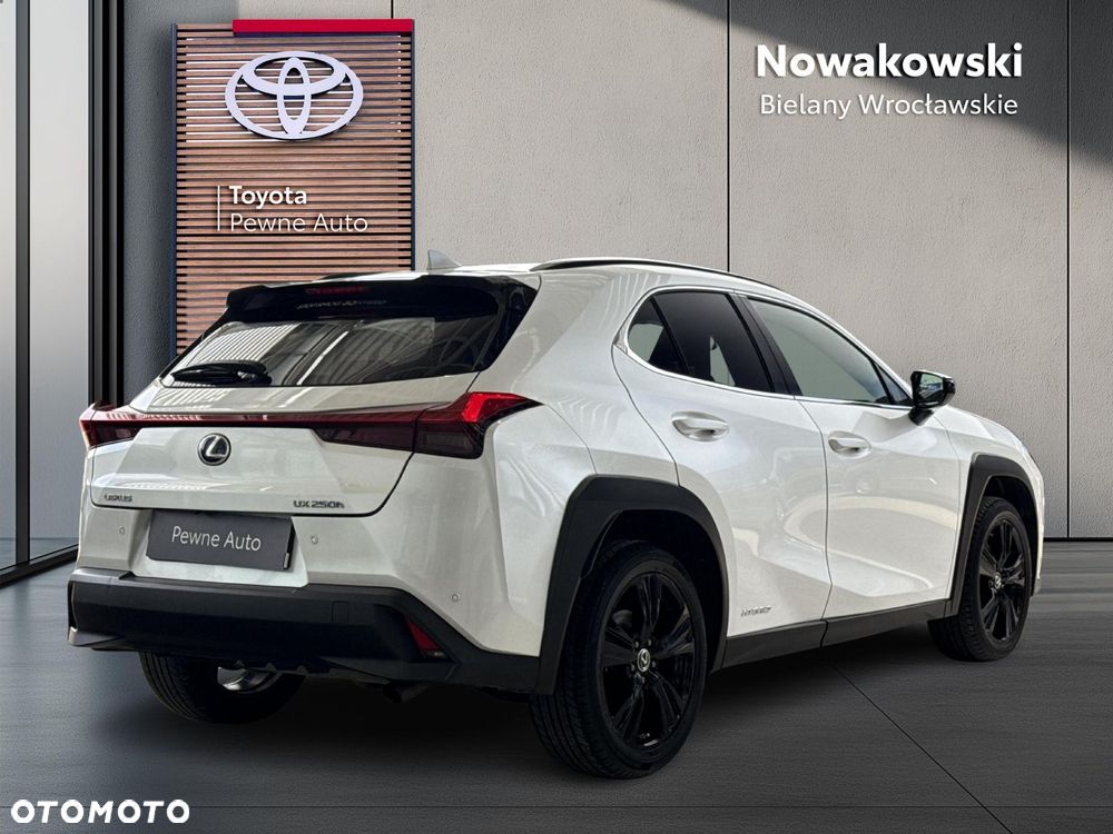 Lexus UX 250h GPF F Impression 2WD - 5