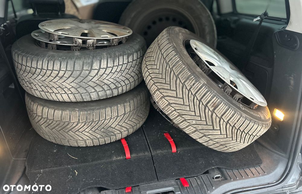 Ford Galaxy 2.3 Ambiente - 31