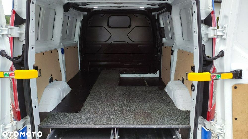 Ford Transit Custom - 24