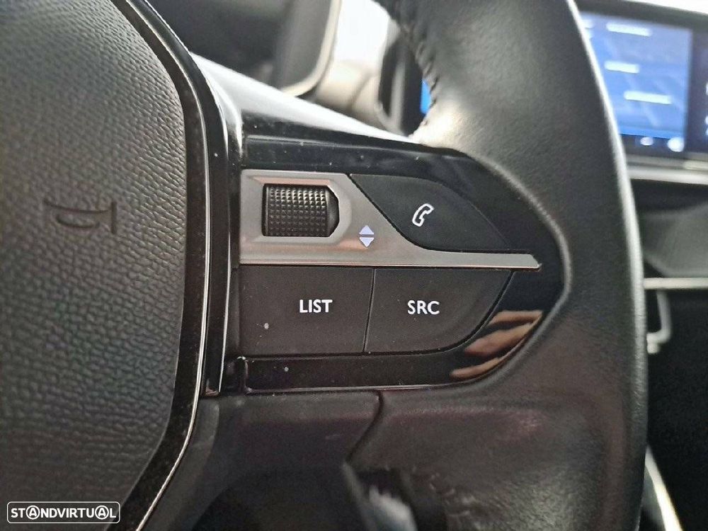 Peugeot 2008 1.2 PureTech Allure Pack - 17