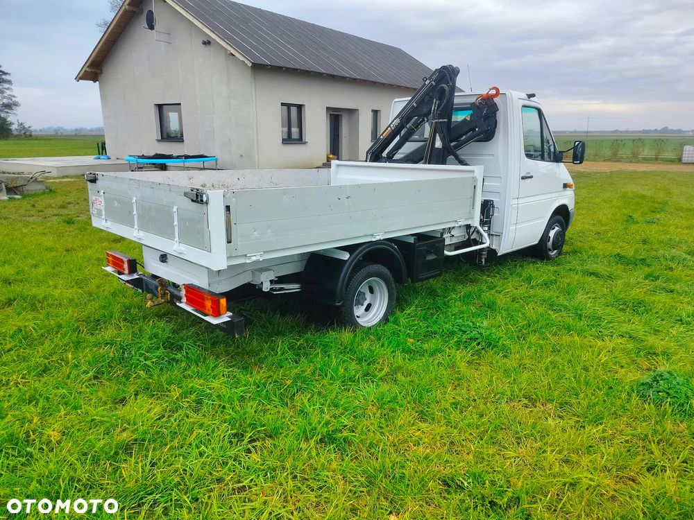 Mercedes-Benz Sprinter - 4